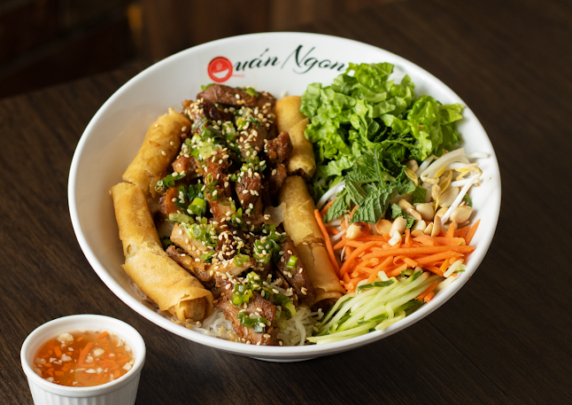 Quán Ngon - Victoria Ave - Regina