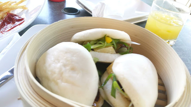 Opinii despre Riptide Beach Pub în Toronto - Hospitality and gastronomy