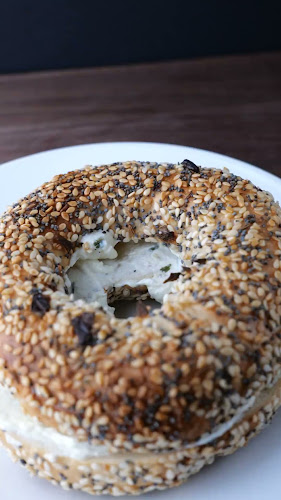 Opinii despre Old Bagel House în Mississauga - Hospitality and gastronomy