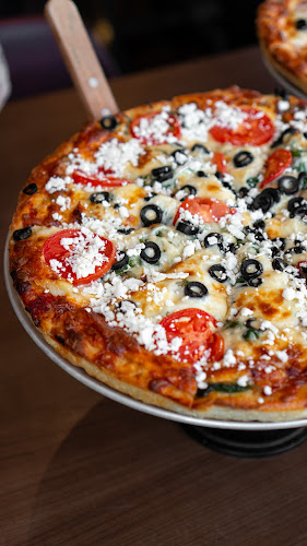 Opinii despre Neighbour's Restaurant & Pizza House în Vancouver - Hospitality and gastronomy