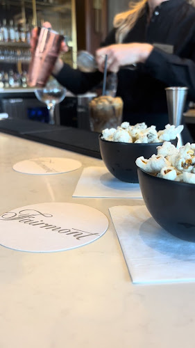 Q AT THE FAIRMONT EMPRESS - Hospitality and gastronomy