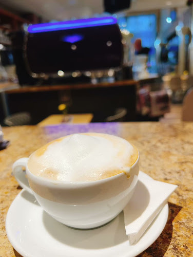 Opinii despre D'oro Gelato e Caffè în Vancouver - Hospitality and gastronomy