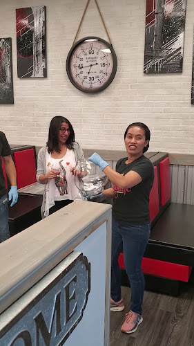 Opinii despre Atomic Pizza & Donair în Stony Plain - Hospitality and gastronomy