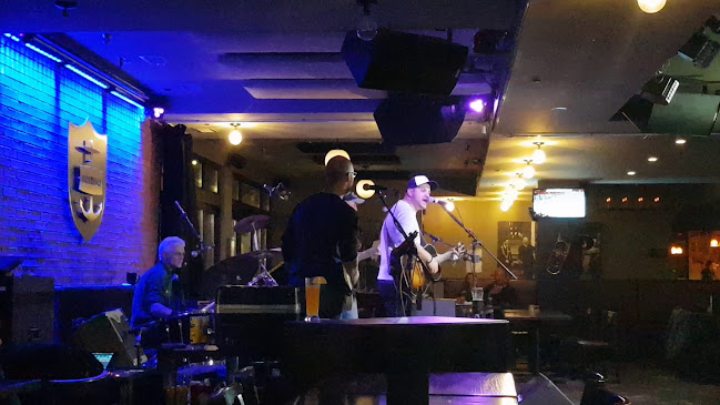 Opinii despre The British Hotel, Restaurant & Pub în Gatineau - Hospitality and gastronomy