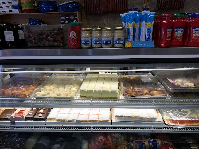 367 Hwy 8, Hamilton, ON L8G 1E7