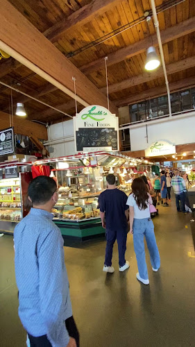 Laurelle's Fine Foods