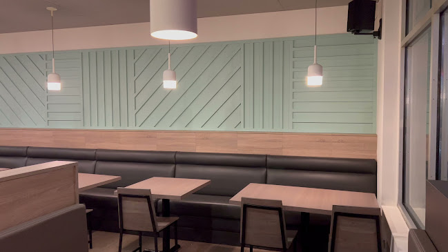 Opinii despre Top in Town Pizza & Wings în Surrey - Hospitality and gastronomy