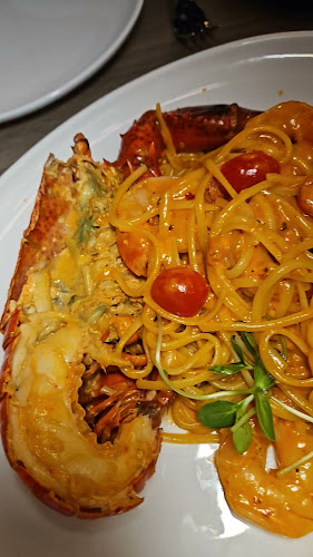 Opinii despre Perla Oyster Bar & Grill în Woodbridge - Hospitality and gastronomy