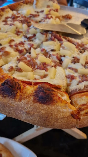 Opinii despre Naples Pizza în Gatineau - Hospitality and gastronomy