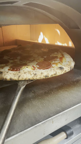 Comentarii opinii despre Avesta Pizza & Grill