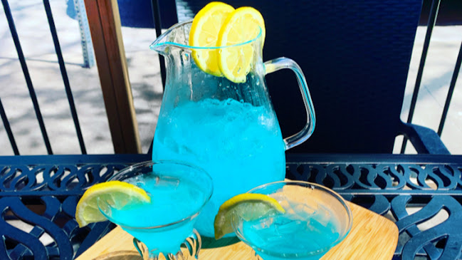 Queen Bean Cafe & Catering - Niagara Falls