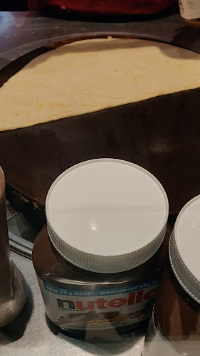 Opinii despre Crepe Delicious Toronto Eaton Centre în Toronto - Hospitality and gastronomy