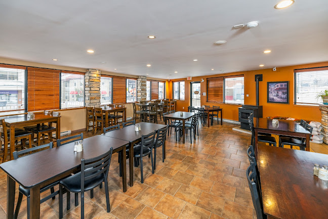 365 Pleasant St, Miramichi, NB E1V 2L7