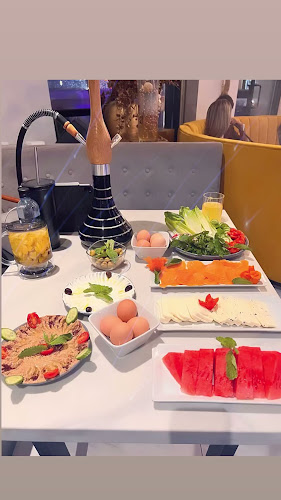 Living Room Hookah Lounge - Burnaby