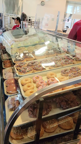 Opinii despre Krispy Kreme în Delta - Hospitality and gastronomy