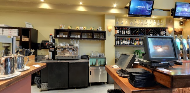 Pacifico Pizzeria & Ristorante - Hospitality and gastronomy