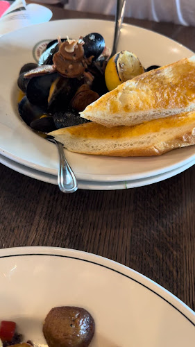 Opinii despre Hart's Table & Bar în Edmonton - Hospitality and gastronomy