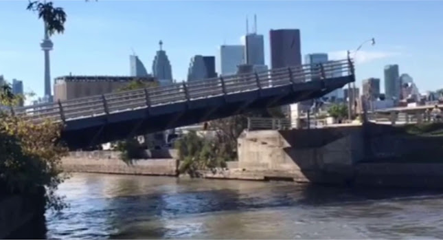 Comentarii opinii despre The Keating Channel Pub & Grill