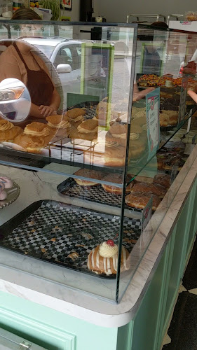 Opinii despre Daddy O Doughnuts & British Baked Goods în Mississauga - Hospitality and gastronomy