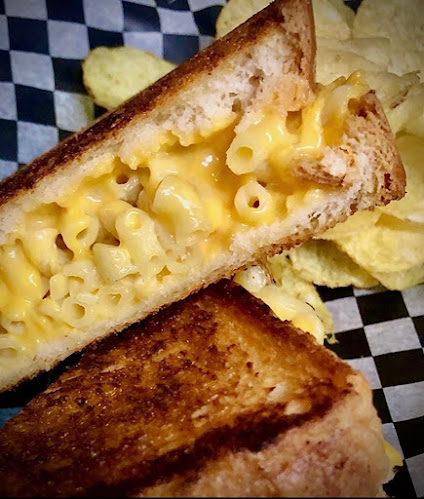 53 Dunlop St E, Barrie, ON L4M 1A7