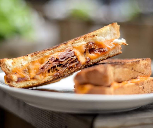 53 Dunlop St E, Barrie, ON L4M 1A7