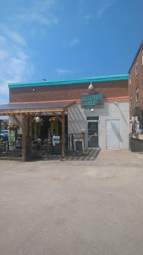 Casero Kitchen Table - Owen Sound