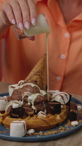 Opinii despre D Spot Dessert Cafe Markham 14th Avenue în Markham - Hospitality and gastronomy