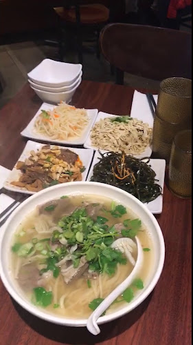 Opinii despre Magic Noodle - Open 24 Hours în Richmond Hill - Hospitality and gastronomy