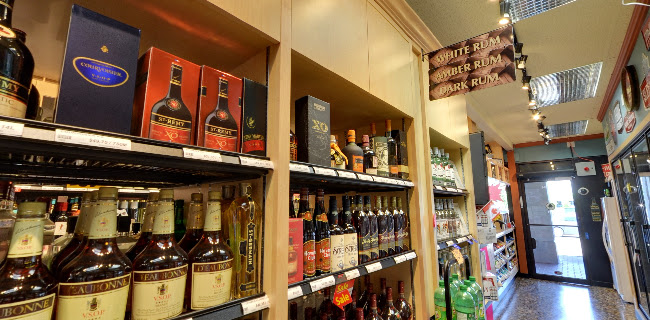 Comentarii opinii despre White Rock Liquor Store