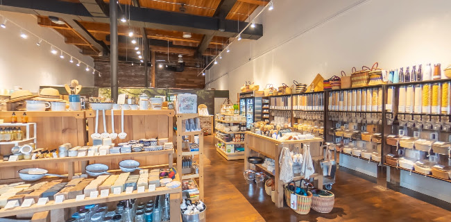 5580 Vedder Rd #100, Chilliwack, BC V2R 5P4