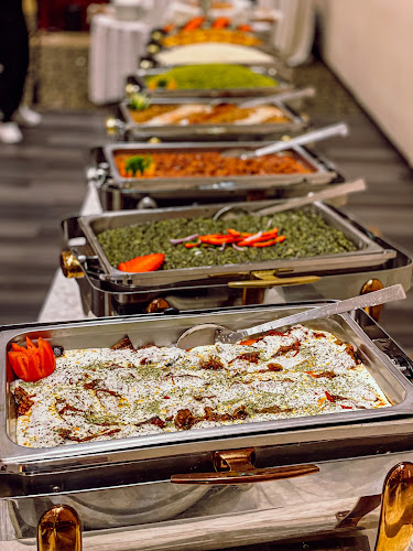 167 Applewood Crescent #3, Vaughan, ON L4K 4K7