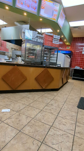 Pizza one Como Lake Village)