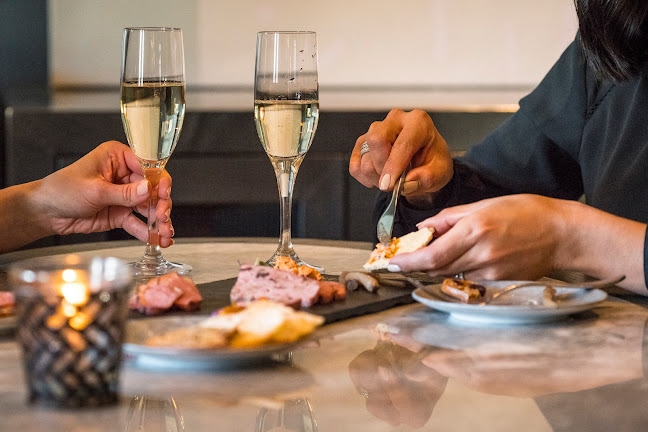 1126 Memorial Dr NW, Calgary, AB T2N 3E3