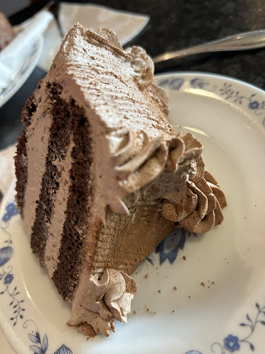 595 Arthur St W, Thunder Bay, ON P7E 5R5