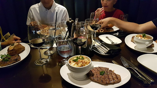 101 8 Ave SW SW, Calgary, AB T2P 1B4