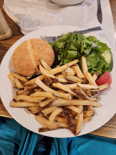 Opinii despre Gus's Restaurant în Greater Sudbury - Hospitality and gastronomy