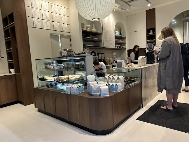 550 3rd St SE, Medicine Hat, AB T1A 0H3