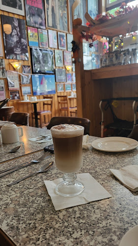 John's Place Restaurant - Hospitality and gastronomy