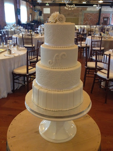 Comentarii opinii despre Kakes by Kathie-Kelowna Wedding Cakes