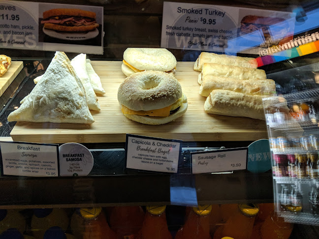 Waves Coffee House - 8th and 8th - Hospitality and gastronomy