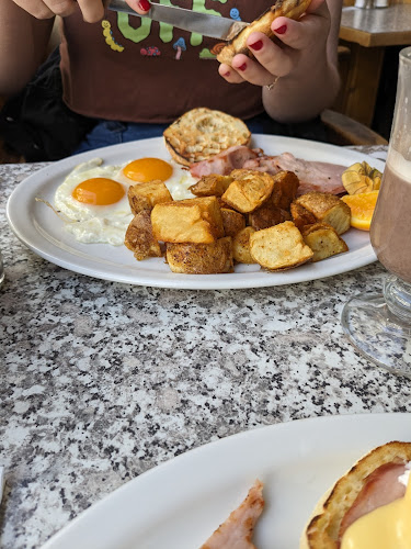 John's Place Restaurant - Victoria