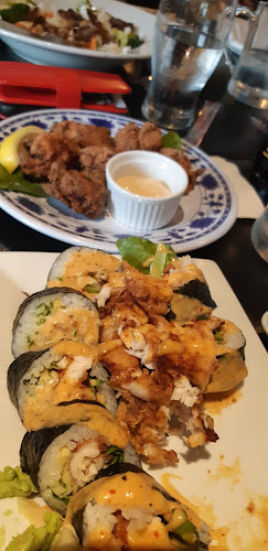 Comentarii opinii despre Isshin Sushi Bar & Asian Dining