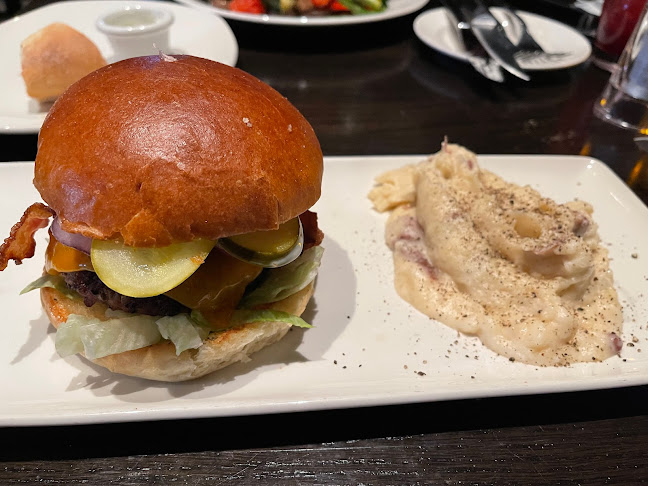 1396 Kingsway, Greater Sudbury, ON P3B 0A3