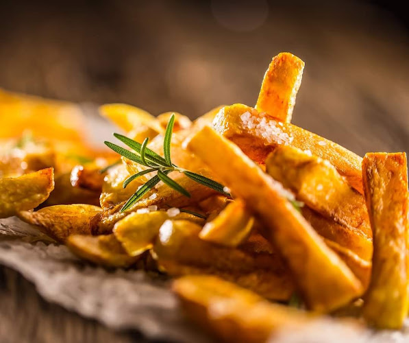 11330 170 St NW, Edmonton, AB T5S 2X1