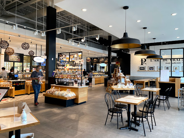 920 Bd Maloney O, Gatineau, QC J8T 3R6