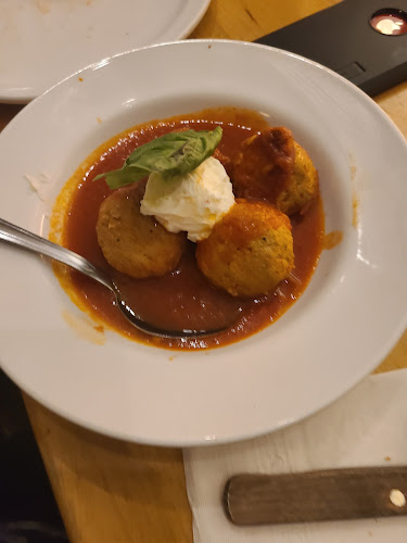 Comentarii opinii despre Sugo