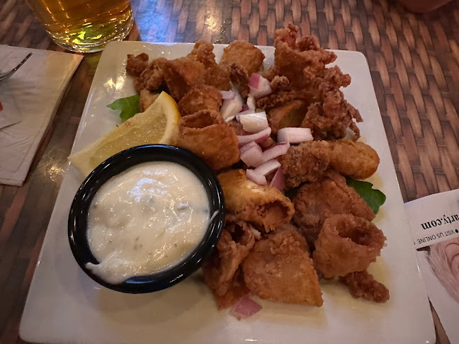 48 8th St, New Westminster, BC V3M 3N8