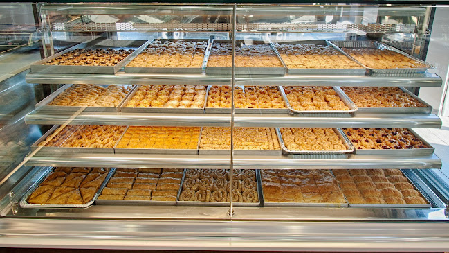 830 Pape Ave, East York, ON M4K 3T5