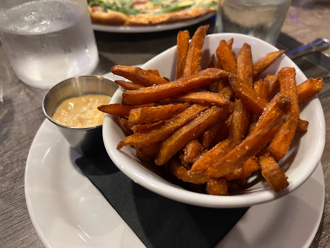 2020 Lakeshore Rd., Burlington, ON L7R 4G8