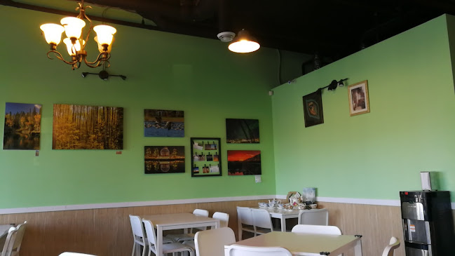 Opinii despre Rayla's Bubble Tea Cafe în Saskatoon - Hospitality and gastronomy
